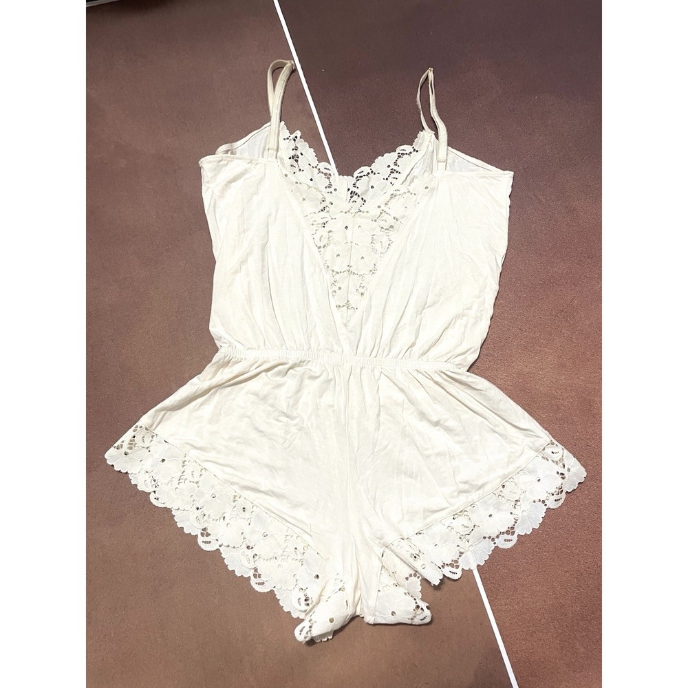 EBERJEY $138 Ivory Naya Lace Teddy Romper Sleepwear Size XS Soft Comfort Elegant - Picture 12 of 15